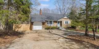 135 Pembroke Drive Gallery 1