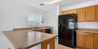 24011 North Cargo Avenue Gallery 8