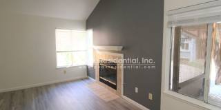 Updated 3bd/2.5ba West Sacramento Home with 2 Car Garage Gallery 6
