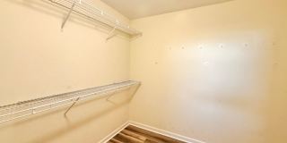 Beautifully Renovated 3 Bedroom 2.5 Bath Townhome with Garage! Pet Friendly! Gallery 14