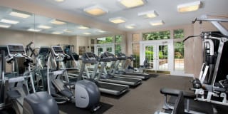 Seneca Club Apartments Gallery 9