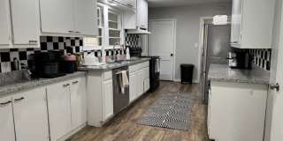 2819 26th Street Gallery 10