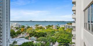 11 Island Ave Gallery 28