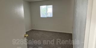 2627 N Rose St` Gallery 14