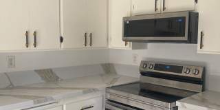 Move-In Ready Condo in Quiet Community (furniture optional!) Gallery 5