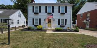 AVAILABLE JANUARY 2027 - BEAUTIFUL AND UNIQUE 4 BR HOME ACROSS CAMPUS Gallery 3