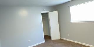 Well-Maintained 2BR/1.5BA Duplex Units with Central HVAC – Memphis - Open To Section 8 Gallery 9