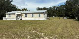 4/2 on over 1 acres Gallery 1