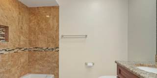 196 Rosedale Court Gallery 26