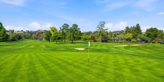 Spectacular 2 story home w/pool in Round Hill Country Club Gallery 50