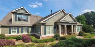Luxury Living in South Forsyth Gallery 1