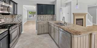4 bed, 2.5 bath home in Coventry Gallery 12