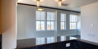 11 East Forsyth Apartments Gallery 22