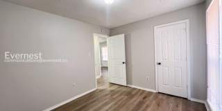 1208 West East Ross Parkway Gallery 15