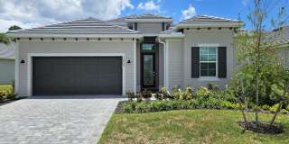 Seasonal Short-Tern 4 Bedroom 3 Bathroom Heated Pool Home in Wellen Golf & Country Club! Gallery 1