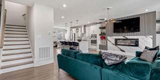 10878 FOXTROT Circle Gallery 7