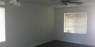24903 W Illini Street Gallery 5