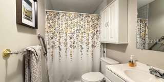 1215 PANAMA Place Gallery 22