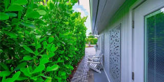 757 101 Ave N Gallery 22