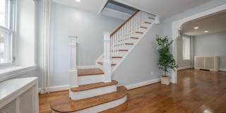 201 DUPONT STREET Gallery 17