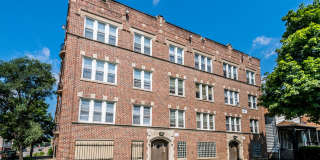 11250 S. Indiana Ave Gallery 16