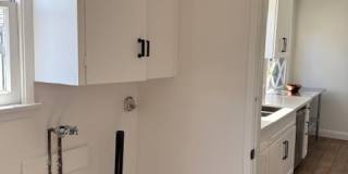 1424 Riverside Drive Gallery 51