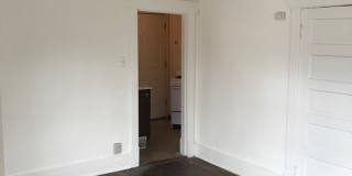 1507 Wilson Ave. Gallery 15