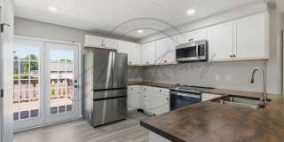 **SPRING SPECIAL: FIRST FULL MONTH FREE Three Bedroom home in Clarksville with Basement! Gallery 1