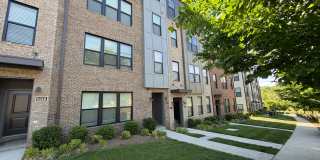 626 Noush Court, #B - Modern Garage Style Townhome Built in 2022! Gallery 1