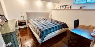 708 Dallas Road, Unit B Gallery 14