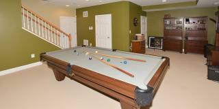 Beautiful Luxury TH with Deck & Patio! Gallery 21