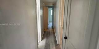 311 SW 11th Ct Gallery 16