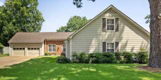 8604 SANDPOINT Dr 8604 SANDPOINT Dr Gallery 1