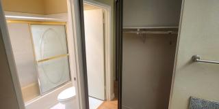 Lovely Condo - Irvine Gallery 17