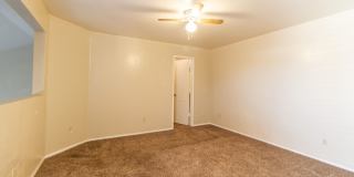 Great 2 bed/2 bath Condo Gallery 9