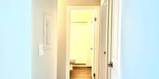 Edgewater Gallery 29