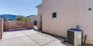 Beautiful pool home w/ RV Parking Gallery 10