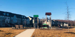 17414 SOUTHERN SHORES Drive Gallery 52