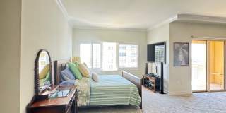 Seasonal/short term 3/2 renovated Ritz Carlton beauty with long water views Gallery 30