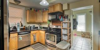 245 Collins Avenue Gallery 10