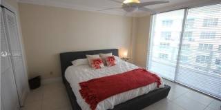 5151 COLLINS AV Gallery 13