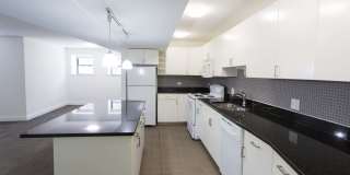 5229 S. Drexel Boulevard Gallery 20