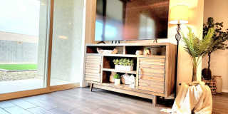 FULLY-FURNISHED 4/Bed 2/Bath in LAVEEN Gallery 7