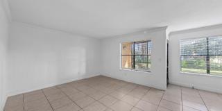 864 SHORELINE Circle Gallery 3