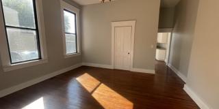 910 Washington Avenue Gallery 1
