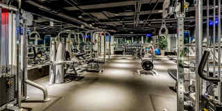 9 on Canal Gallery 3