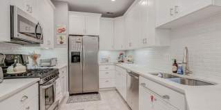 5112 KNAPP Place Gallery 3