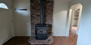 425 SE McKiknley Avenue, #1 & #2 - 1 Gallery 26