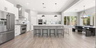 49392 Hohokam River Street Gallery 44