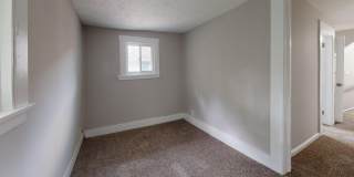 Renovated 3 Bedroom Single Family Home - 982 Collinwood Ave Gallery 9